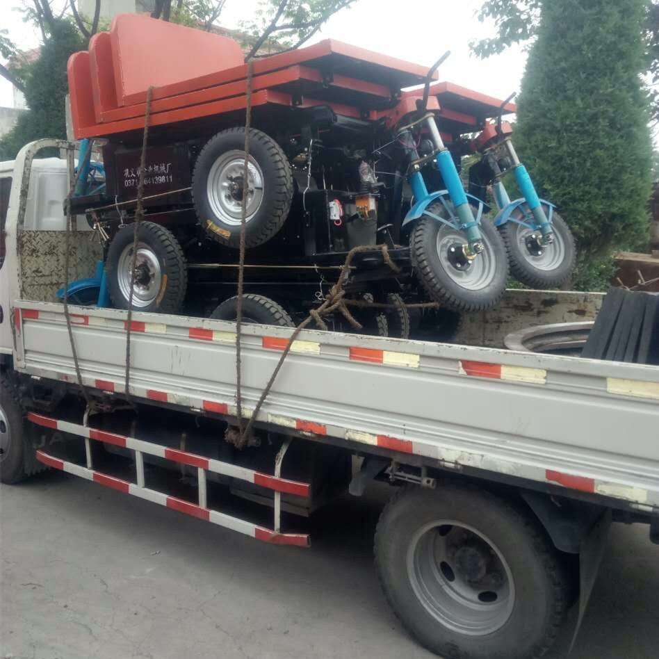 礦用運(yùn)輸車(chē)發(fā)貨現(xiàn)場(chǎng)